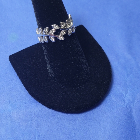 ❤ STERLING SILVER RING SIZE 6 - Picture 4 of 8